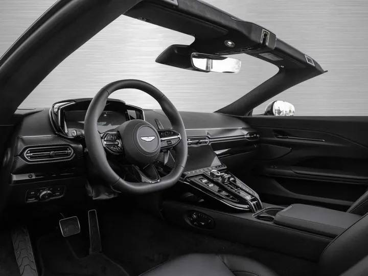 Aston Martin V8 Vantage