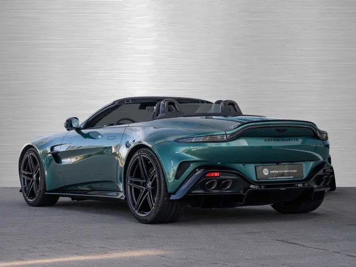 Aston Martin V8 Vantage