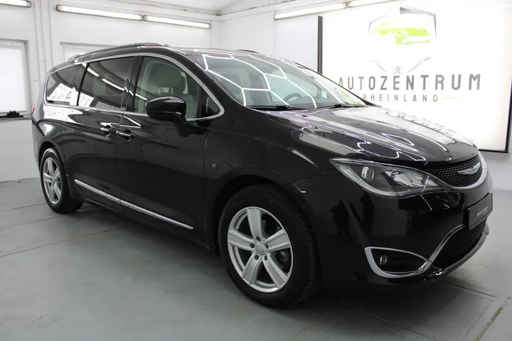 Chrysler Pacifica