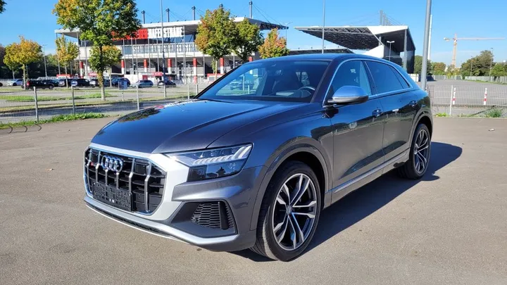 Audi SQ8