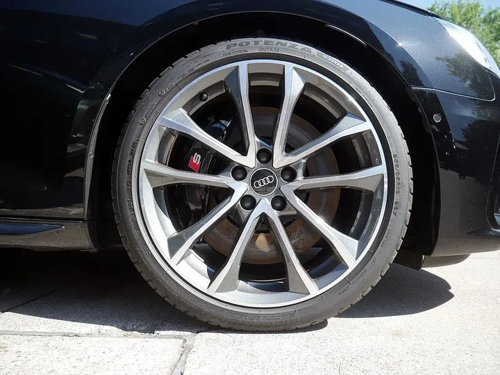 Audi S4
