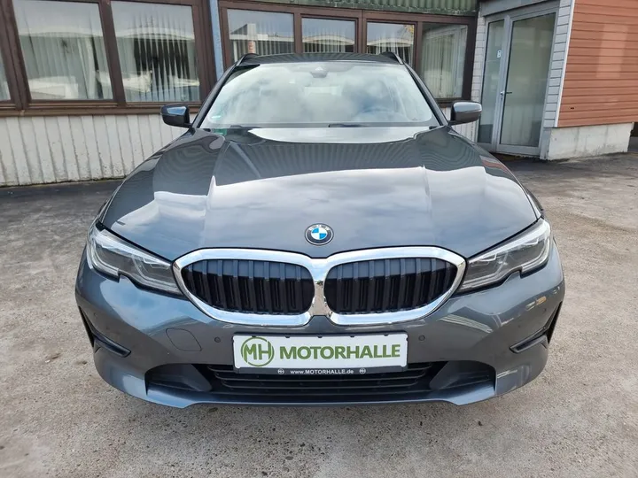 BMW 320