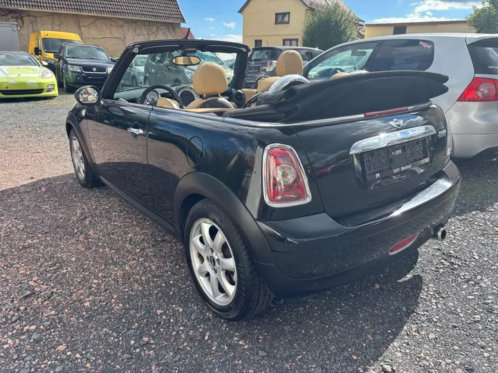 MINI Cooper Cabrio