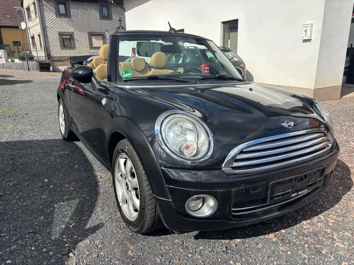 MINI Cooper Cabrio