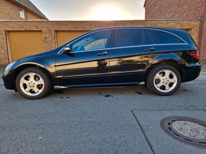 Mercedes-Benz R 350