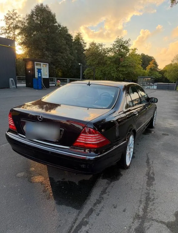 Mercedes-Benz S 320