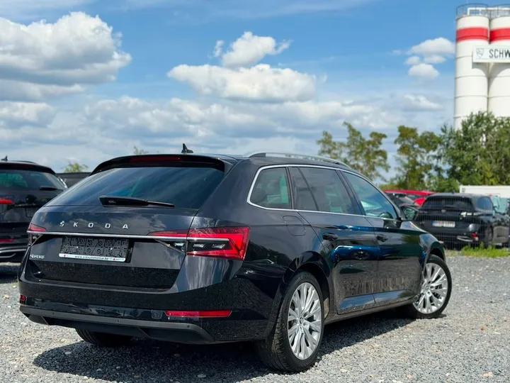 Škoda Superb