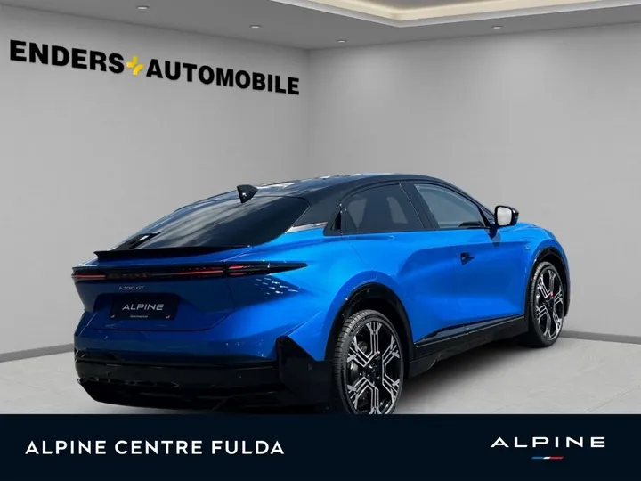 Alpine A390