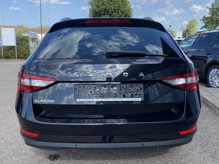 Škoda Superb