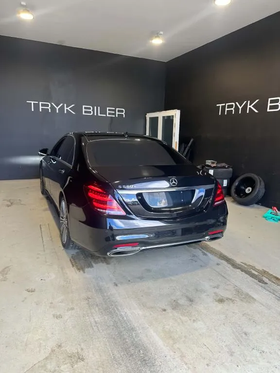 Mercedes-Benz S 560