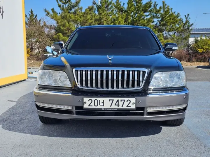 Hyundai Equus