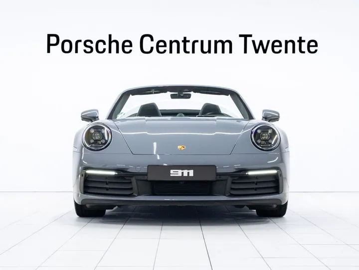 Porsche 992