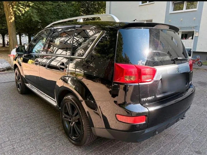 Peugeot 4007