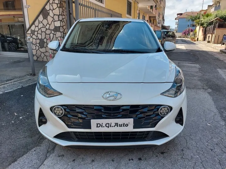 Hyundai i10