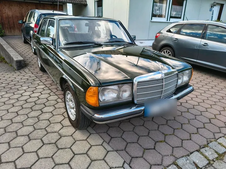 Mercedes-Benz 200