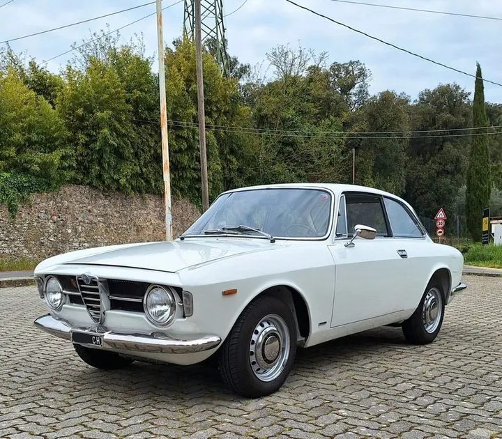 Alfa Romeo GT