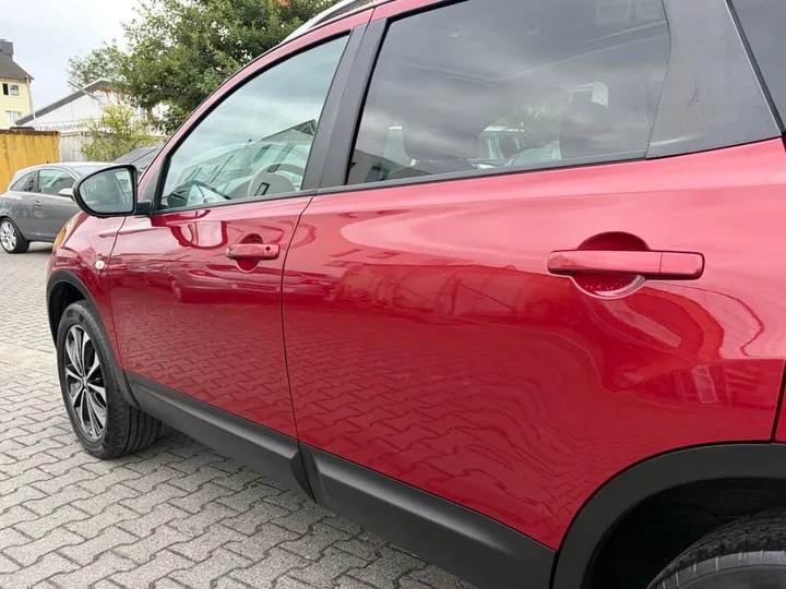 Nissan Qashqai+2