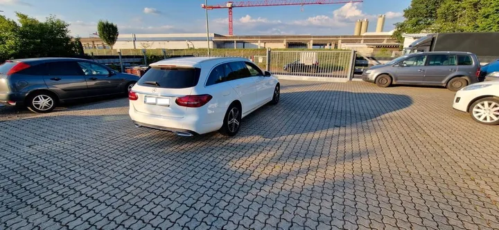 Mercedes-Benz C 200