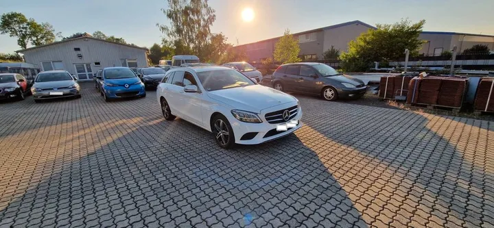 Mercedes-Benz C 200