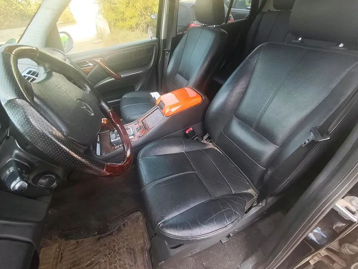 Mercedes-Benz ML 400