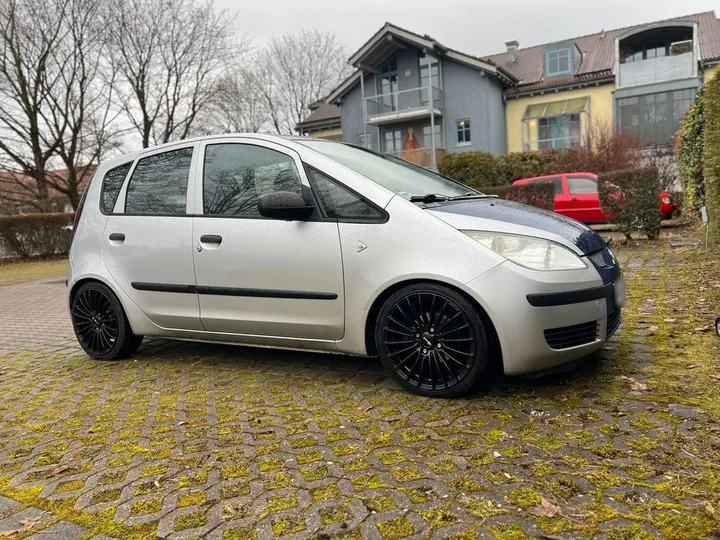 Mitsubishi Colt