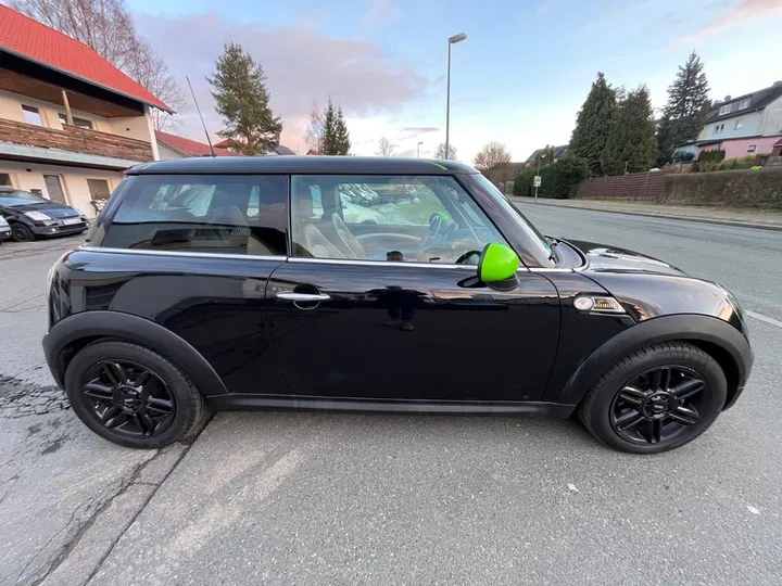 MINI One D