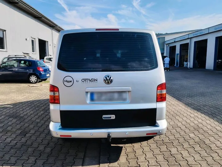 Volkswagen T5 Caravelle