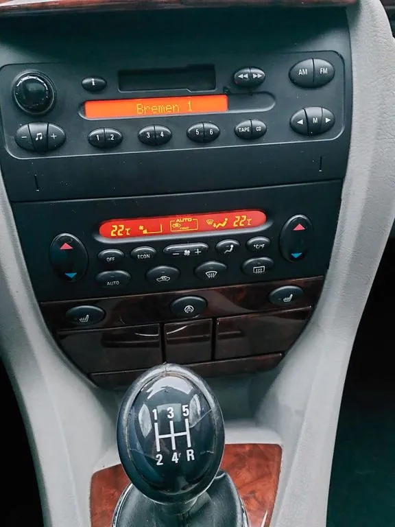Rover 75