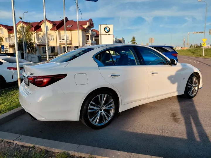 Infiniti Q50