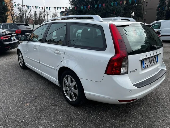 Volvo V50