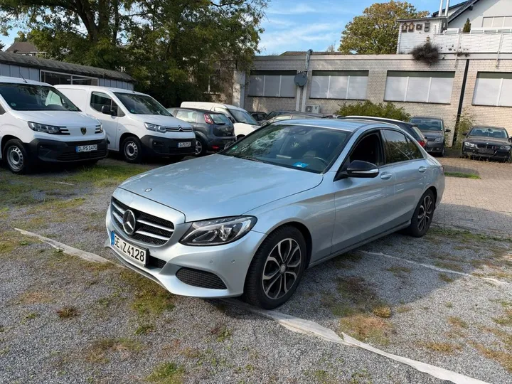 Mercedes-Benz C 220