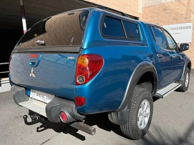 Mitsubishi L200