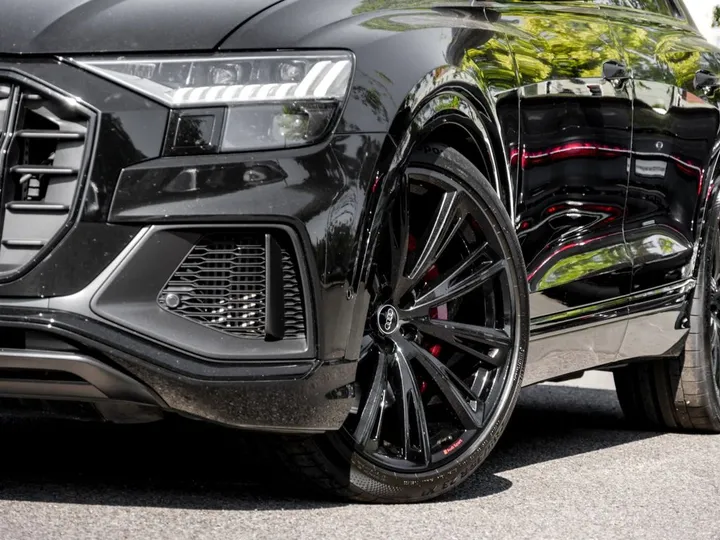 Audi SQ8