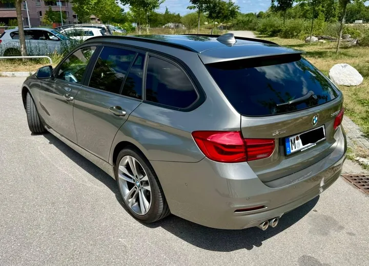 BMW 320