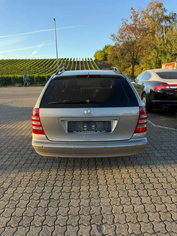 Mercedes-Benz C 200
