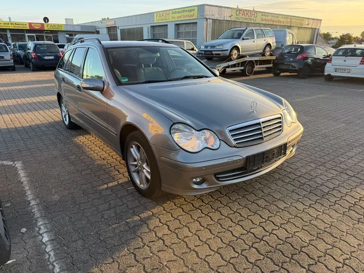 Mercedes-Benz C 200