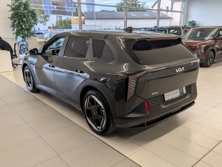 Kia EV4