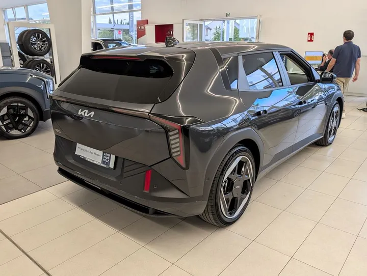 Kia EV4