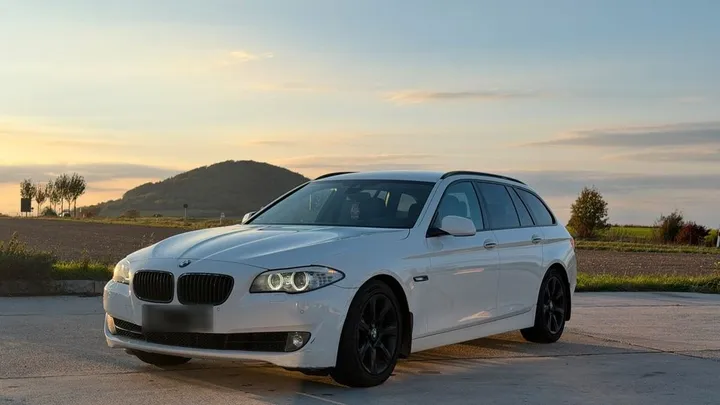 BMW 525