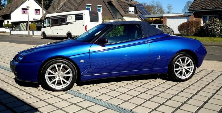 Alfa Romeo Spider