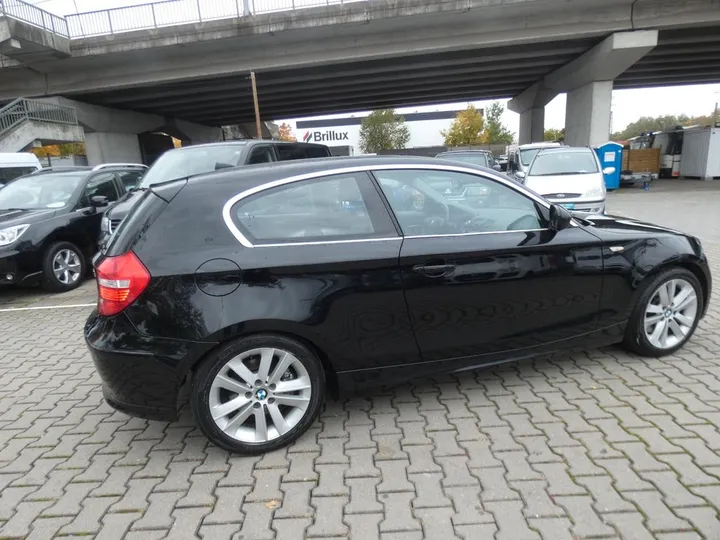 BMW 123