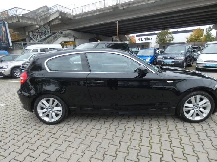 BMW 123