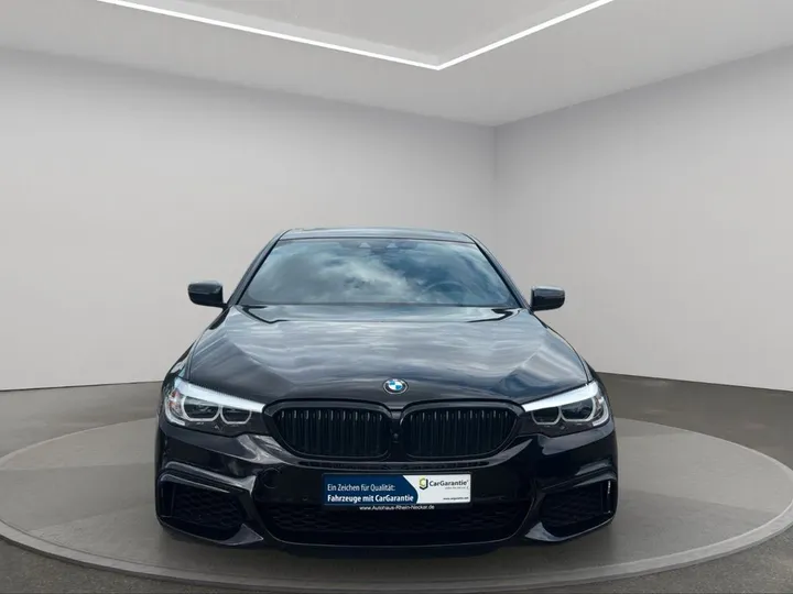 BMW M550