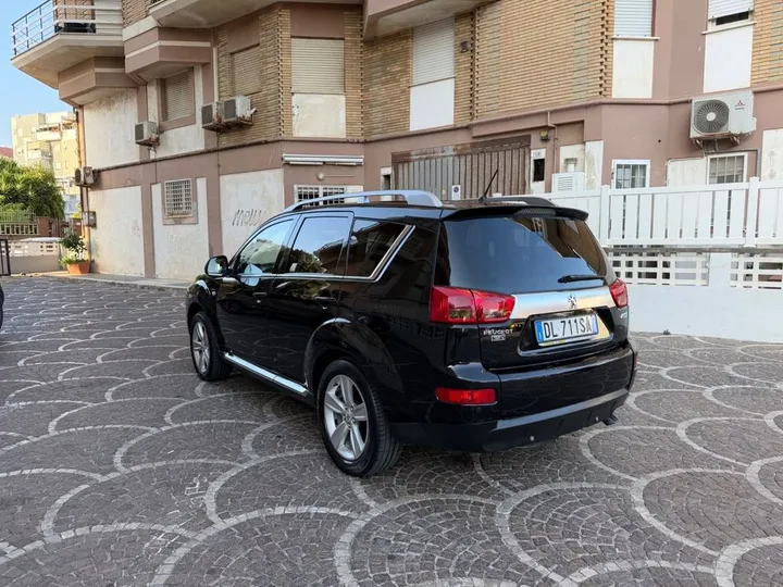 Peugeot 4007