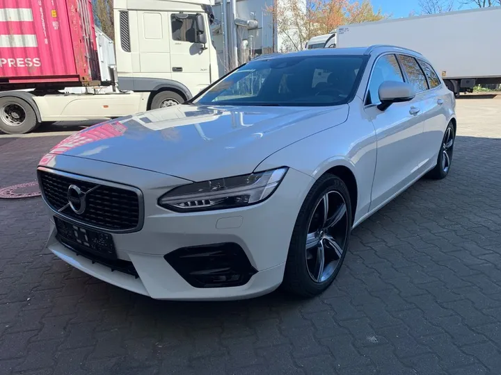 Volvo V90