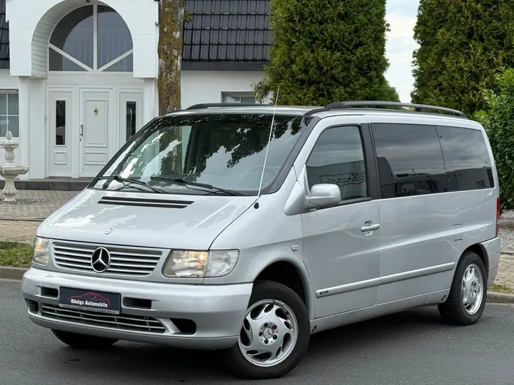 Mercedes-Benz V 230