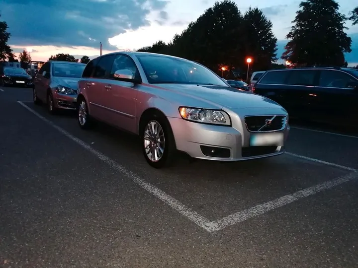 Volvo V50