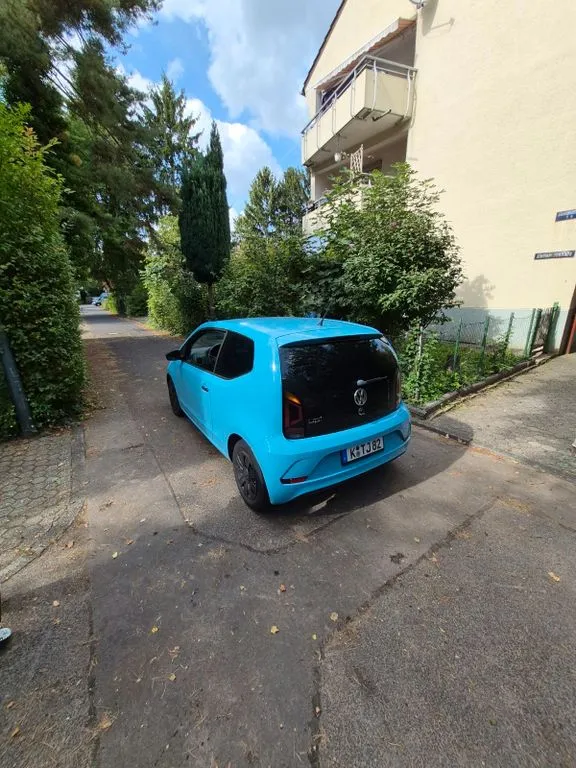 Volkswagen up!