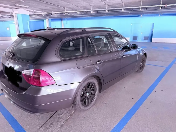 BMW 320