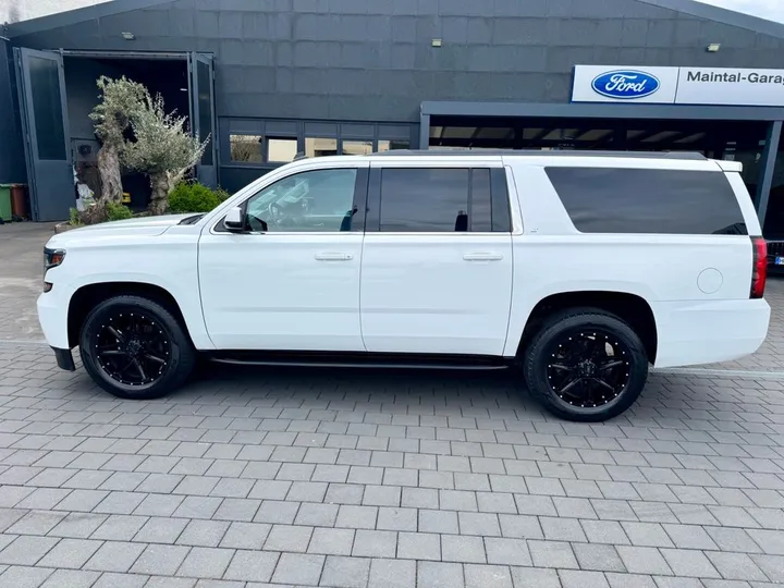 Chevrolet Suburban